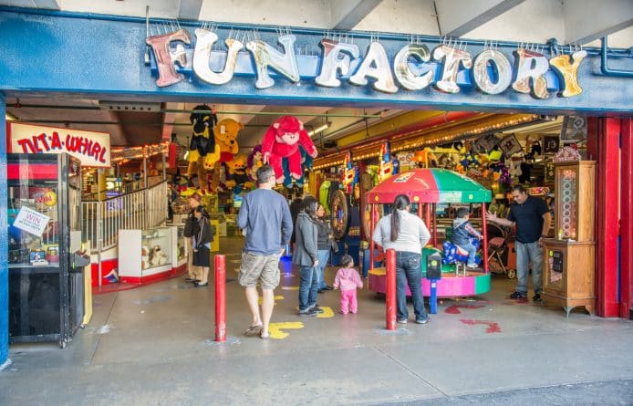 Общество: Fun Factory на пляже Redondo Beach закрывается