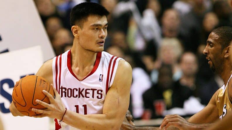 Спорт: Яо Мин стал руководителем баскетбола Китая