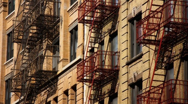 Недвижимость: В центре Нью-Йорка дешевеет аренда жилья