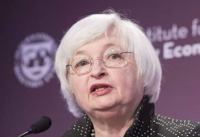 Экономика и финансы: ФРС повысила базовую процентную ставку на фоне улучшения экономических показателей