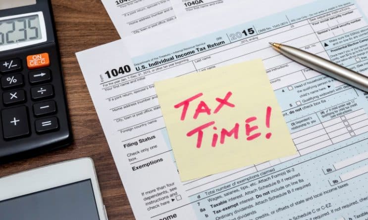 Бизнес: Американцы в этом году не спешат сдавать налоговые декларации