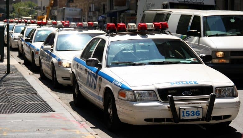 Происшествия: В Нью-Йорке увеличат количество полицейских у британских учреждений