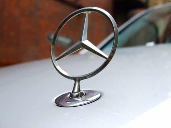 Бизнес: Mercedes отзывает 1 миллион автомобилей из-за угрозы возгорания