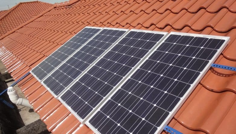 Общество: Половина электроэнергии в Калифорнии производится с использованием солнечных батарей