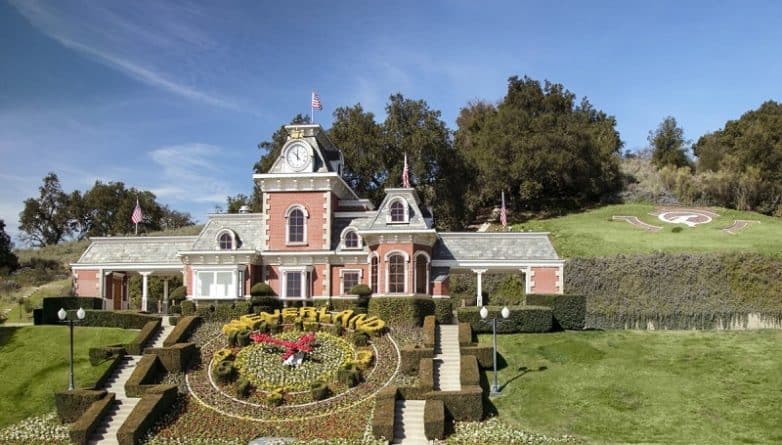 Недвижимость: Ранчо Neverland, принадлежавшее Майклу Джексону, выставлено на продажу по сниженной цене