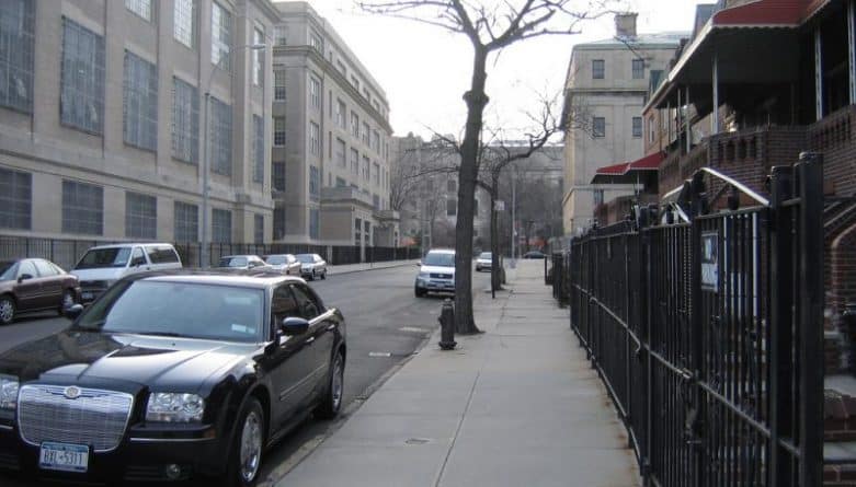 Недвижимость: Паркинг в Бруклине по цене квартиры в Квинсе