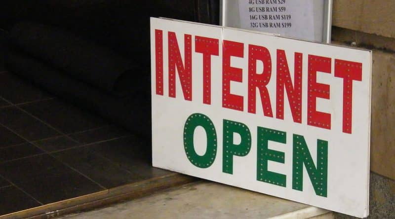 Закон и право: Жесткие требования к интернет-провайдерам могут быть отменены