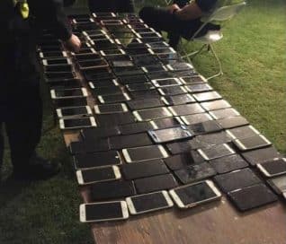 Уроженец Нью-Йорка украл у посетителей Коачелла-фест 100 телефонов