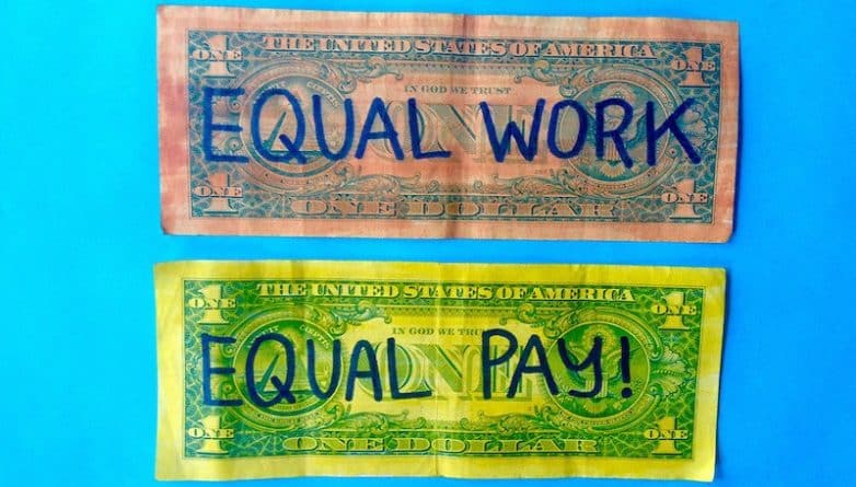 Закон и право: Суд: работодатели могут платить женщинам меньше, используя данные о предыдущих зарплатах