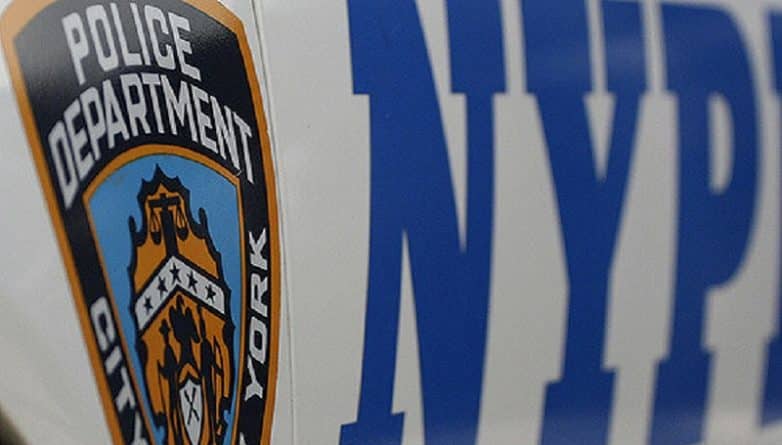 Происшествия: Подростки с оружием грабят людей в Brooklyn Bridge Park