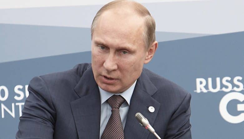 Политика: Путин назвал удары США по Сирии проявлением агрессии и ударом по российско-американским отношениям