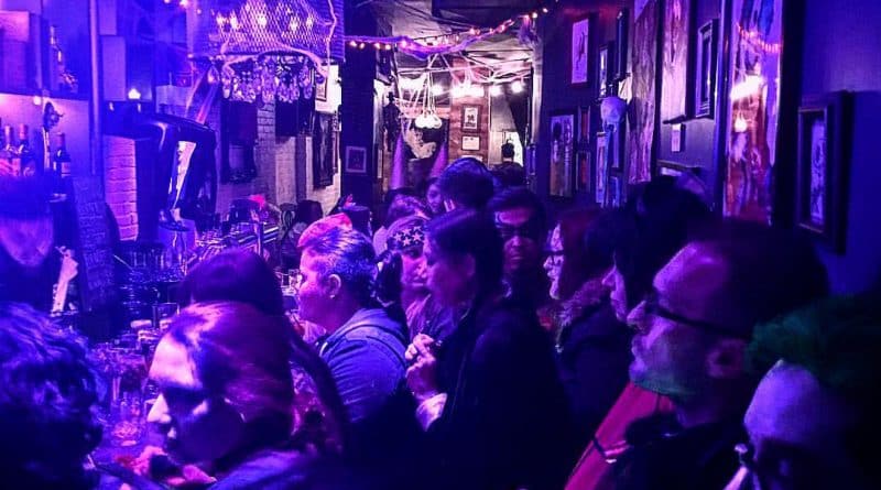 Досуг: В Лос-Анджелесе открывается Битлджус-бар