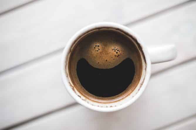 Здоровье: Ученые утверждают, что пить кофе крайне полезно