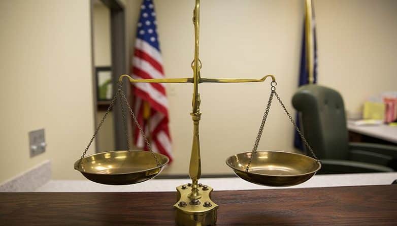 Закон и право: Апелляционный суд Вирджинии начал рассмотрение дела по иммиграционному указу Трампа