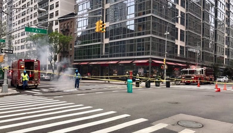 Происшествия: В центре Манхэттена загорелось несколько люков