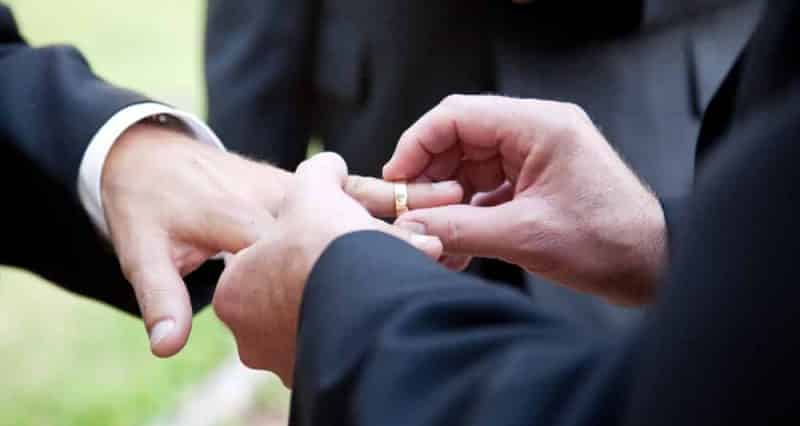 Общество: Байден провел еще одну свадебную церемонию