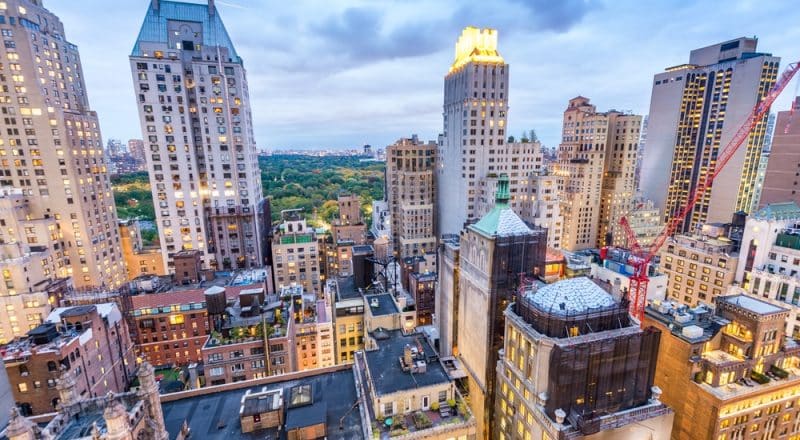 Недвижимость: Элитное жилье Манхэттена падает в цене