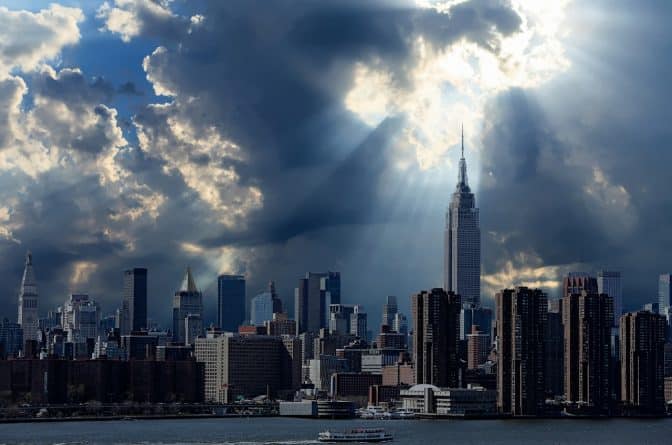 Общество: Доклад: почему жители Нью-Йорка стали умирать раньше