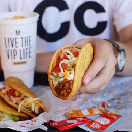 Полезное: Сегодня Taco Bell дарит всем бесплатные тако
