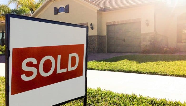 Недвижимость: Большинство американцев считают, что самое время продавать дом