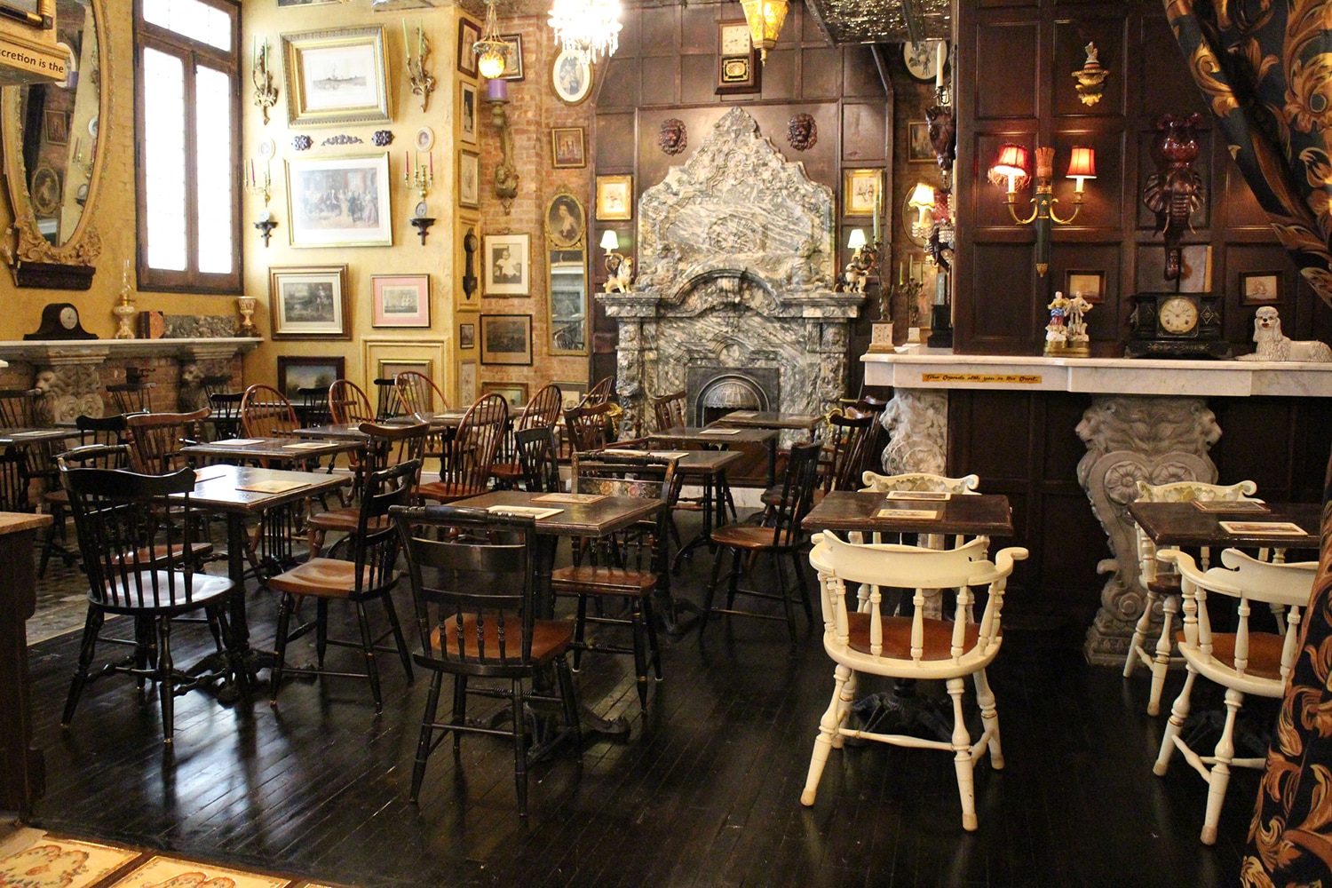 “Оскар Уайльд”: самый длинный бар в Нью-Йорке открывается уже в этом месяце рис 2