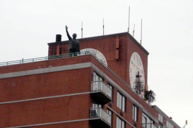 Общество: В Нью-Йорке снова установили памятник Ленину