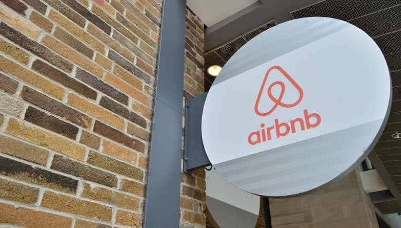 Недвижимость: "Горячая линия" принимает сигналы о незаконной аренде Airbnb