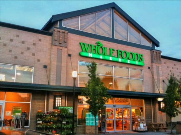 Бизнес: Amazon покупает сеть супермаркетов Whole Foods за 13 миллиардов