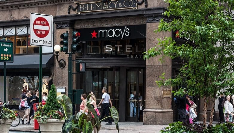 Происшествия: Macy's на Herald Square эвакуирован из-за пожара