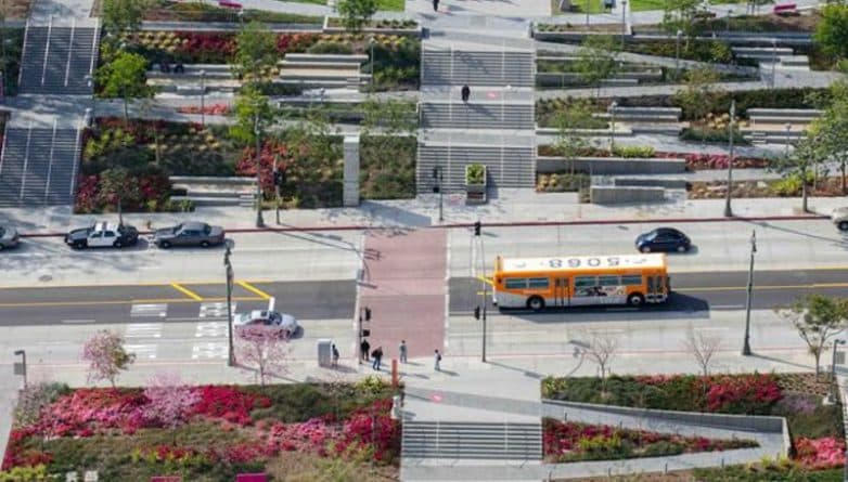 Общество: В Лос-Анджелесе хотят перейти на электрические автобусы к 2030 году