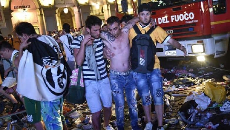 В мире: Более 1500 человек пострадало из-за петарды в итальянском Турине