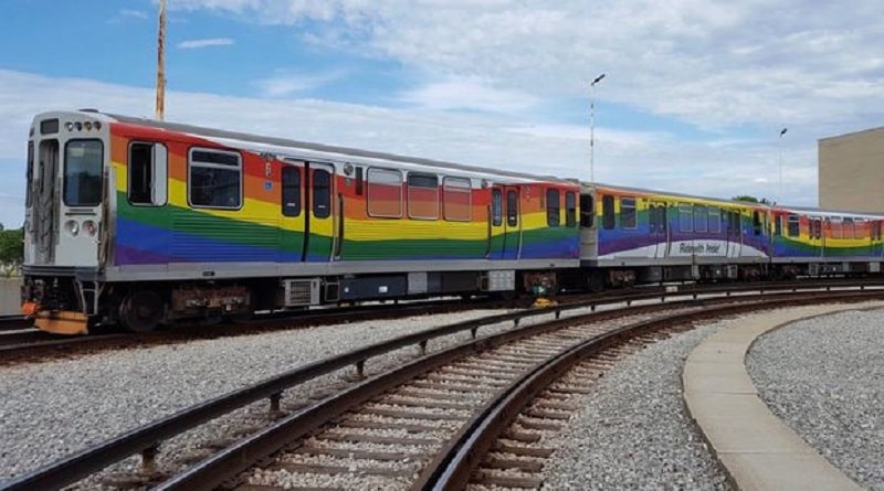 Общество: На время проведения Прайд-парада в Чикаго появится "гей-поезд"