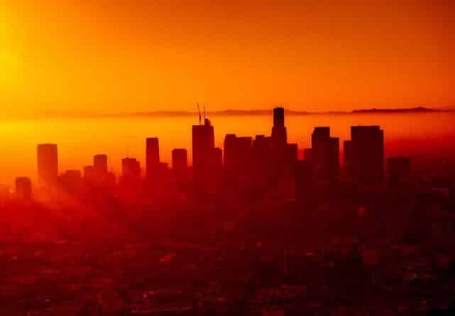 Погода: Калифорнию предупредили об опасном смоге