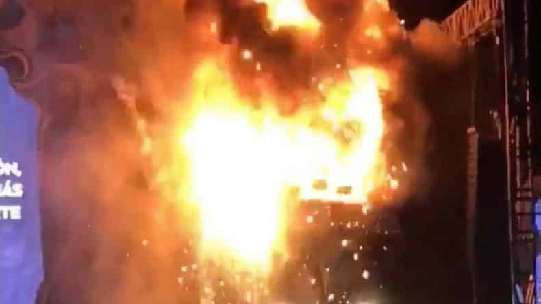Происшествия: Пожар на фестивале электронной музыки Tomorrowland: эвакуированы 22 тысячи человек