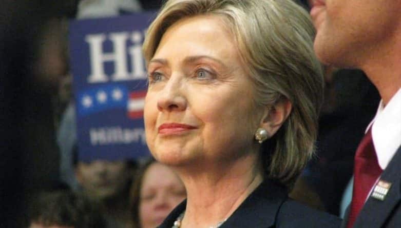 Политика: Хиллари Клинтон расскажет «Что произошло» в своих мемуарах