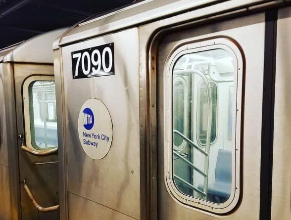 Общество: Исследование: задержки в метро портят жизнь ньюйоркцам