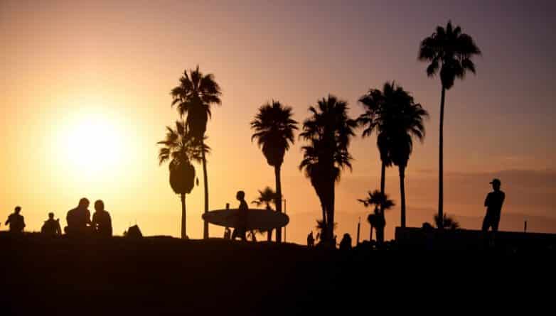 Погода: В Лос-Анджелесе жара побила рекорд: последний раз подобное было 131 год назад