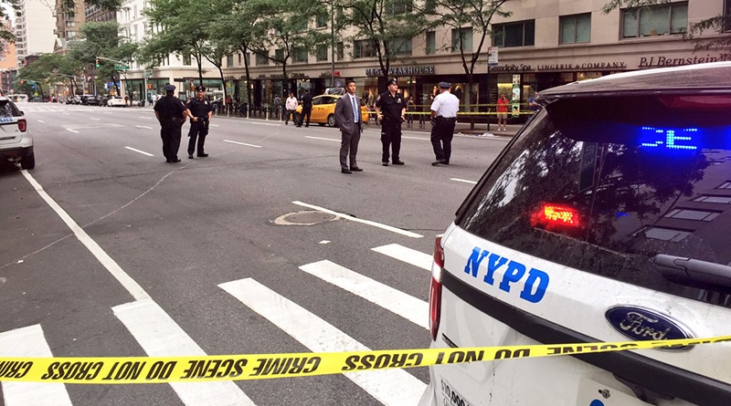 Происшествия: В Манхэттене таксист сбил 80-летнюю женщину, она умерла от травм