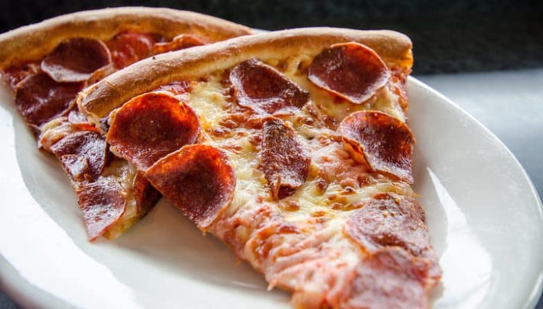 Афиша: Попробуйте лучшую пиццу в Нью-Йорке во время путешествия по городу