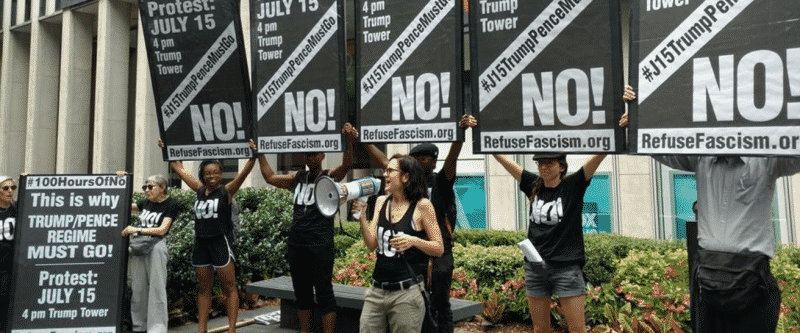 Общество: В Нью-Йорке стартовали 100 часов протеста против Fox News