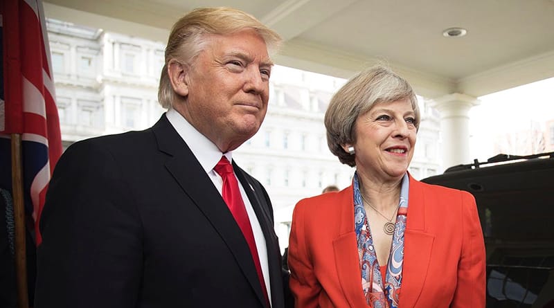 Политика: Трамп не приедет в Великобританию в 2017 году?