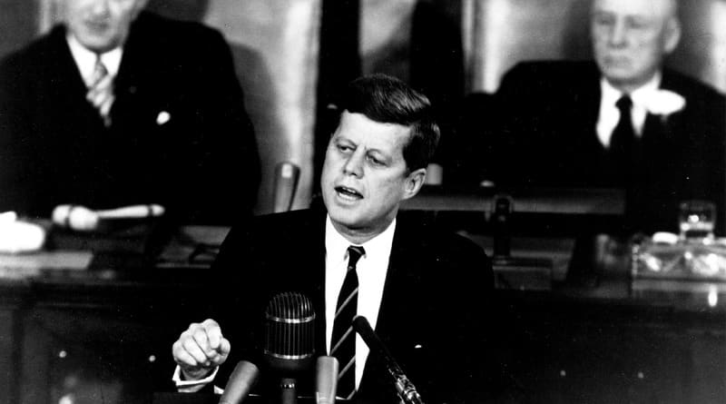 Общество: Национальный архив рассекретил показания агента КГБ об убийстве Кеннеди