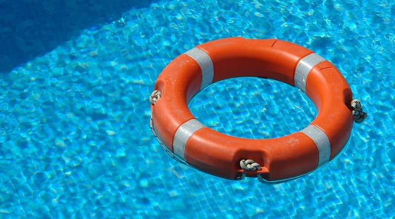 Происшествия: Двухлетний ребенок утонул в домашнем бассейне