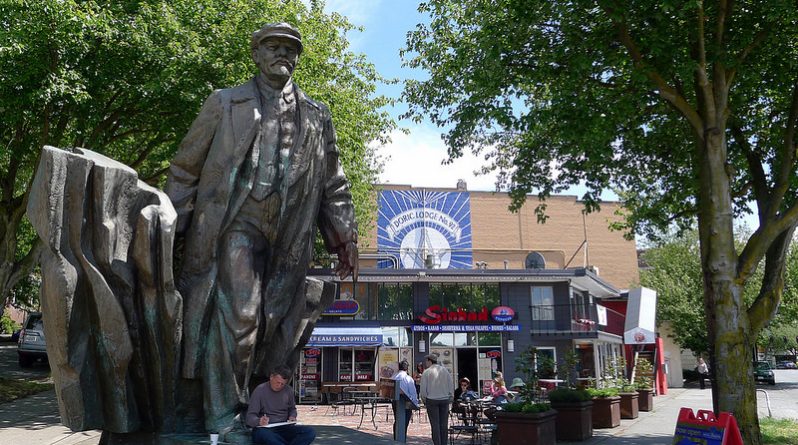Общество: В Сиэтле хотят снести памятник Владимиру Ленину