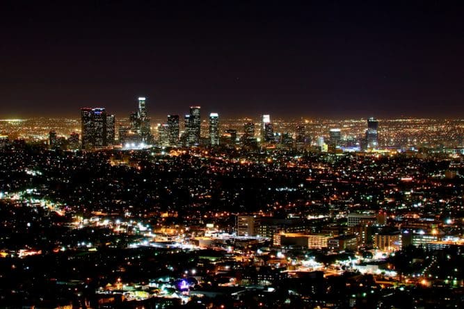 Недвижимость: В некоторых районах Лос-Анджелеса подешевело жилье
