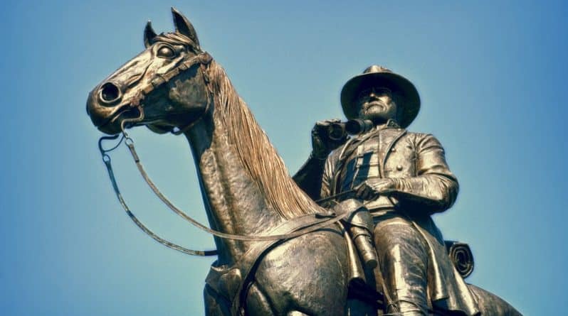 Общество: Жители Нью-Йорка считают, что памятники конфедератам должны остаться - опрос