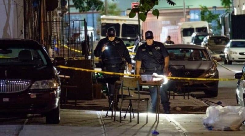 Происшествия: Стрельба в Бруклине: мужчину убили на глазах у его детей
