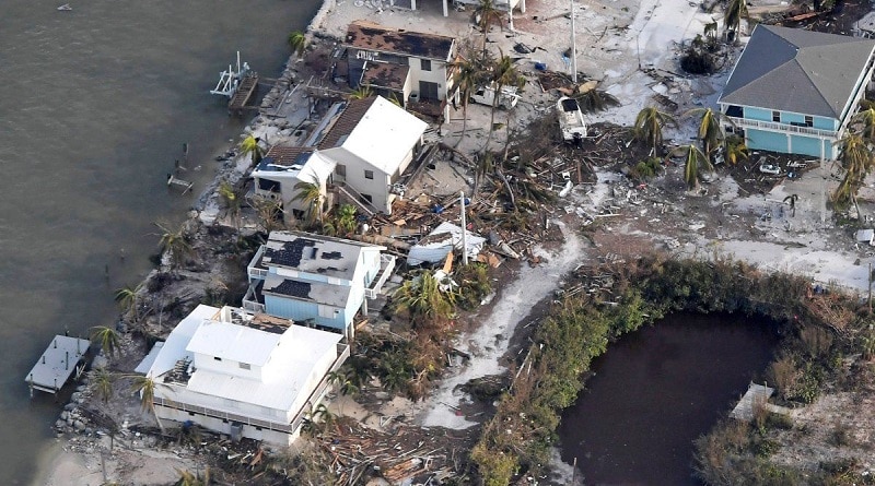 Общество: 25% домов в Florida Keys полностью разрушены ураганом Ирма
