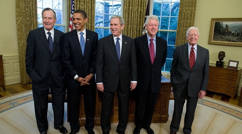 Общество: Пять экс-президентов США объединились для сбора средств пострадавшим от ураганов