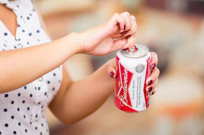 Общество: Lyft и Budweiser бесплатно развозят клиентов по выходным